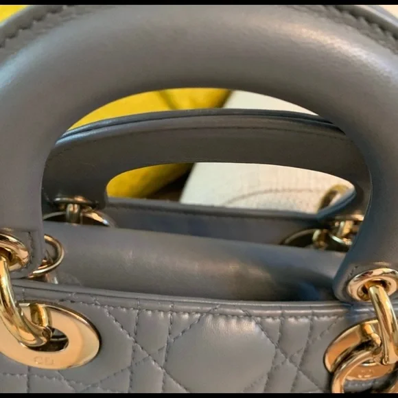 No offer ! Authentic Dior lady mini classic style - Picture 4 of 11